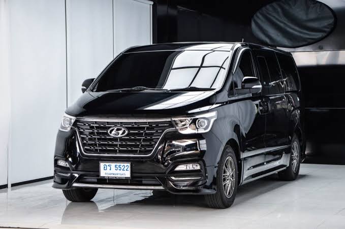 Hyundai H1 2.5 Deluxe