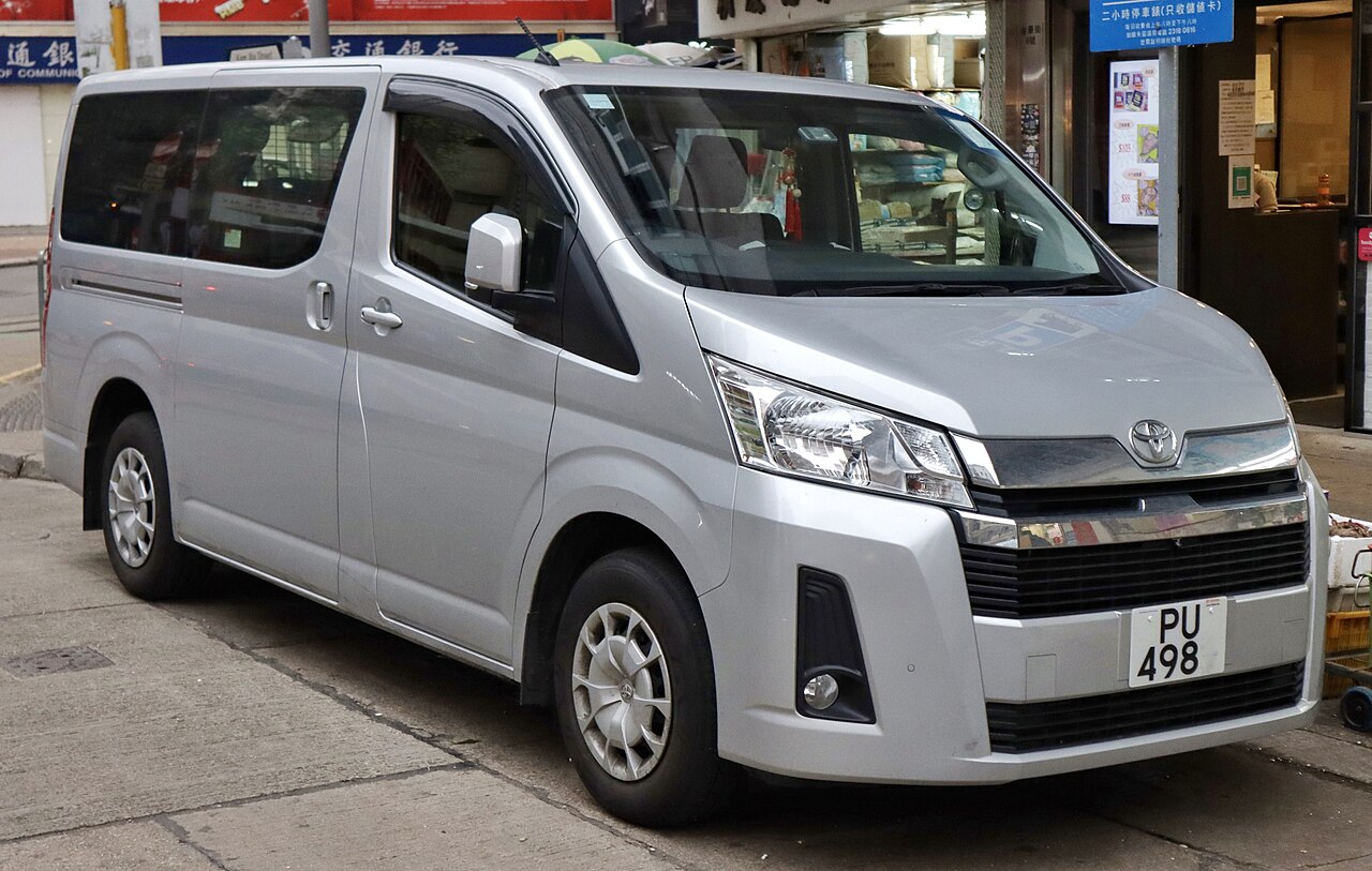 Toyota Commuter Van 2.8 2023
