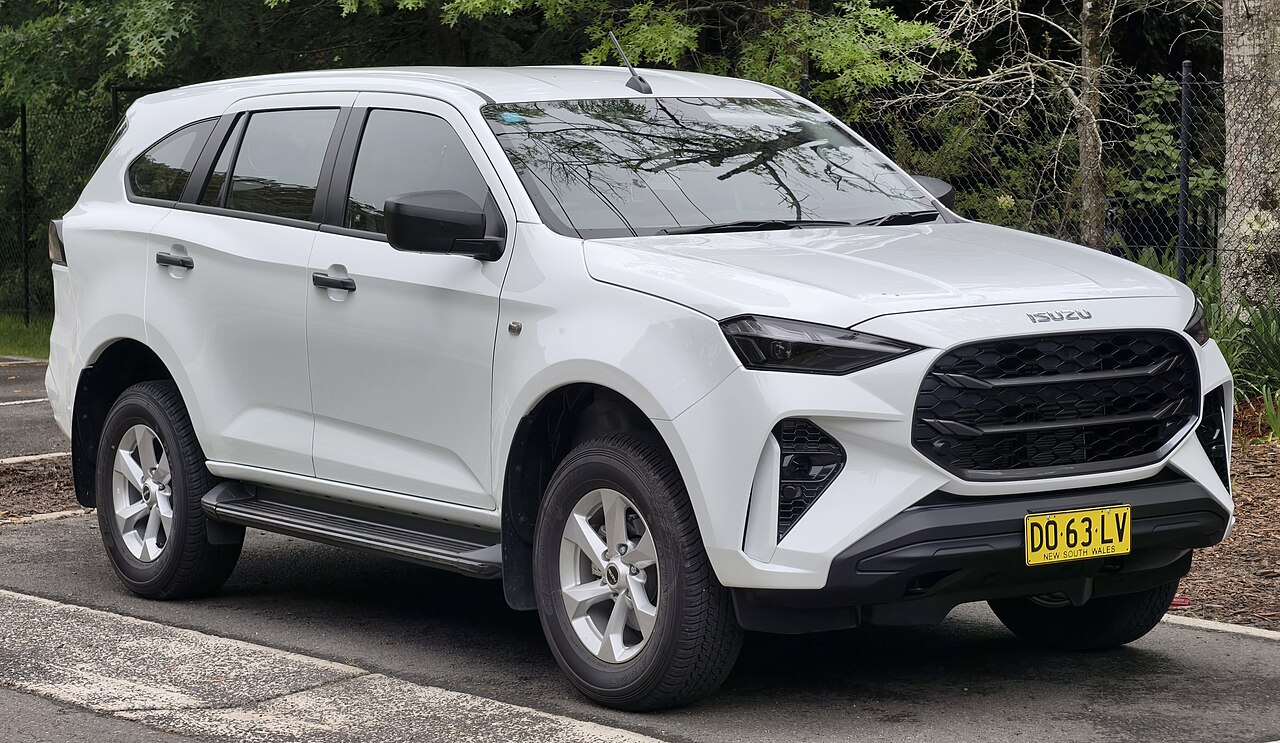 Isuzu MU-X 3.0 Ultimate 4WD 2024
